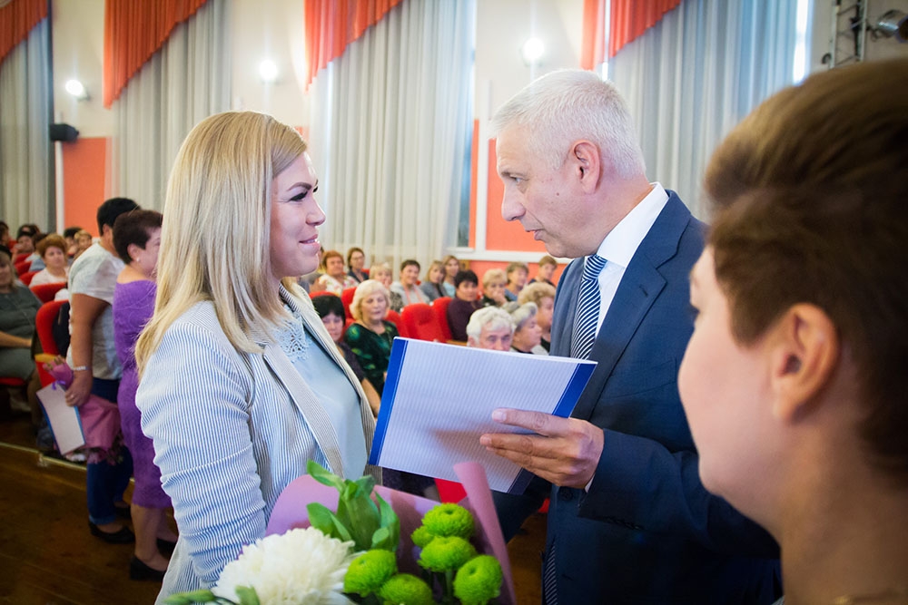 Верстов учатся ли дети сегодня