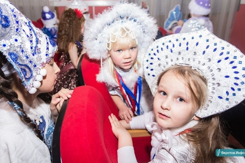 272 мероприятия посетили более 50 тысяч детей! Чиновники подвели итоги новогодней кампании