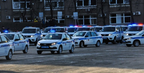 Полиция получила новенькие авто. Спецтранспорт продолжает поступать в Магнитогорск