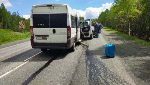 Четверо пострадавших. Автобус, ехавший в Магнитогорск, попал в ДТП на трассе в Башкирии