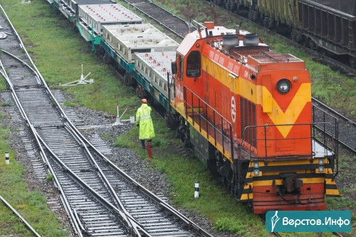 Бездельничали после школы. Под Магнитогорском установили личности детей, которые накладывали камни на рельсы